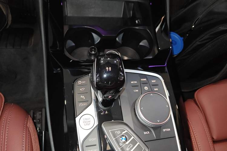 Used BMW X3 2022 Second Facelift xDrive30i Leading Edition M Night Sky Package Gear Lever