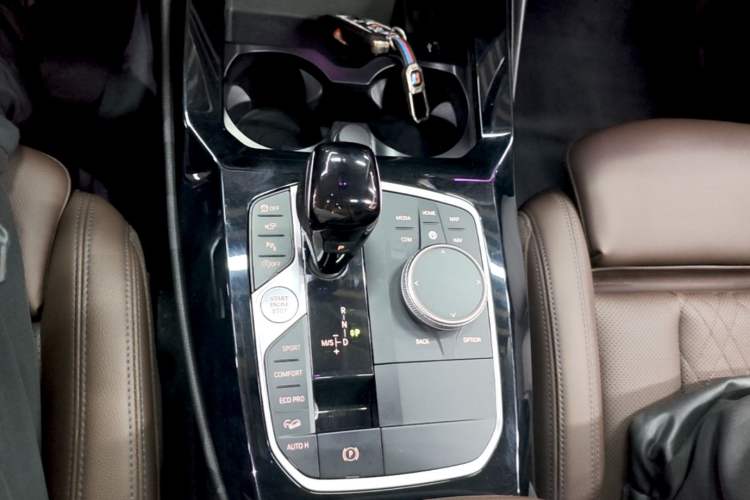 Used BMW X3 2022 Second Facelift xDrive30i Leading Edition M Night Sky Package Gear Lever
