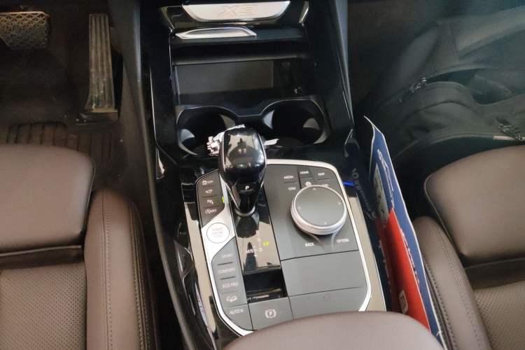 Used BMW X3 2022 Second Facelift xDrive30i Leading Edition M Night Sky Package Gear Lever