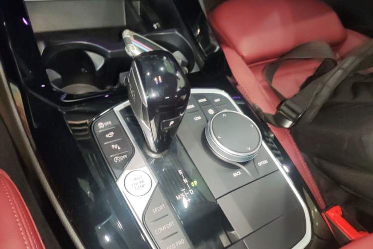 Used BMW X3 2022 Second Facelift xDrive30i Leading Edition M Night Sky Package Gear Lever