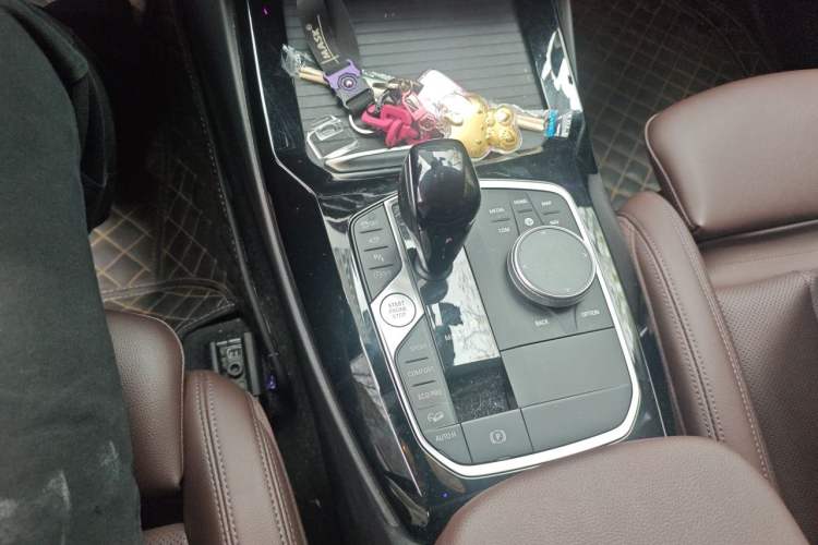 Used BMW X3 2022 Facelift xDrive30i Luxury Edition M Night Edition Package Gear Lever