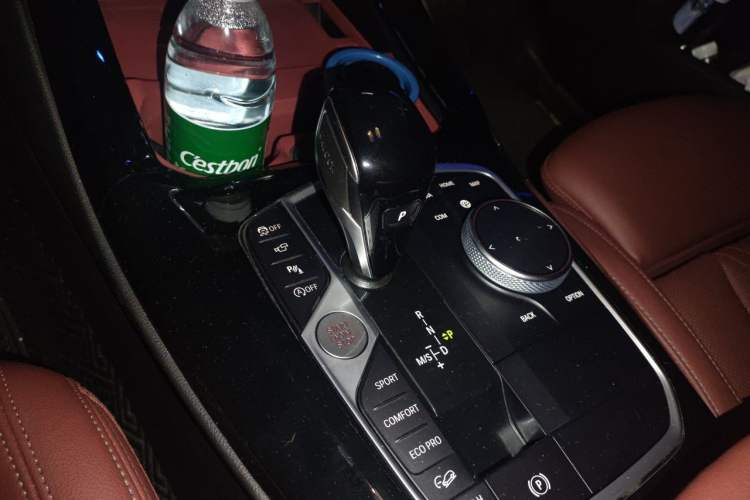 Used BMW X3 2022 Second Facelift xDrive30i Leading Edition M Night Sky Package Gear Lever