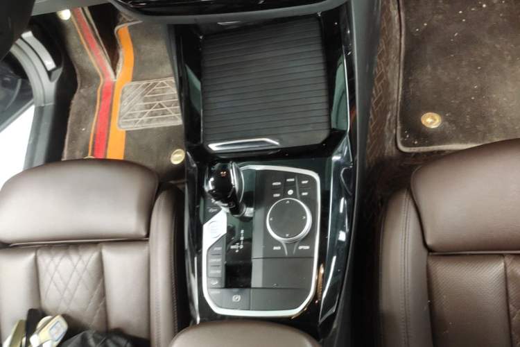 Used BMW X3 2022 xDrive25i M Sport Package Gear Lever