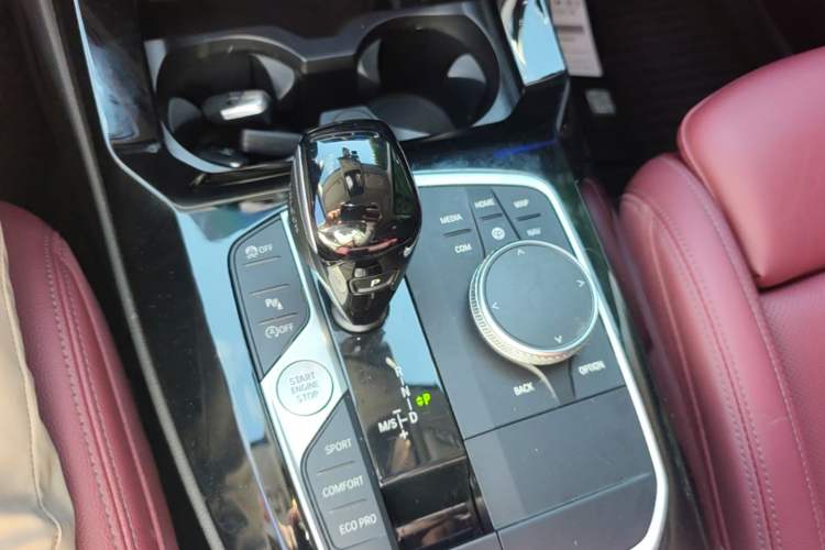Used BMW X3 2022 xDrive30i Luxury Model M Night Sky Package Gear Lever