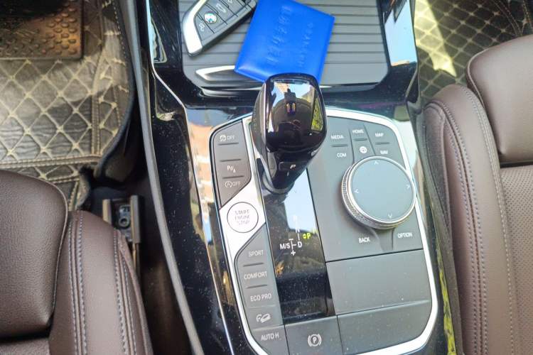 Used BMW X3 2022 Restyled xDrive25i M Sport Package Gear Lever