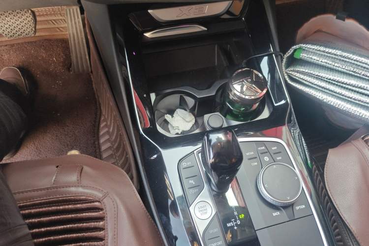 Used BMW X3 2022 Restyled xDrive25i M Sport Package Gear Lever