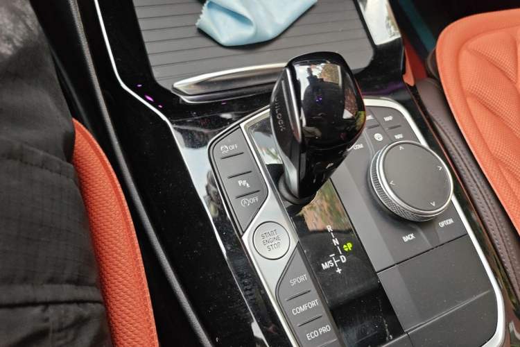 Used BMW X3 2022 Restyled xDrive25i M Sport Package Gear Lever