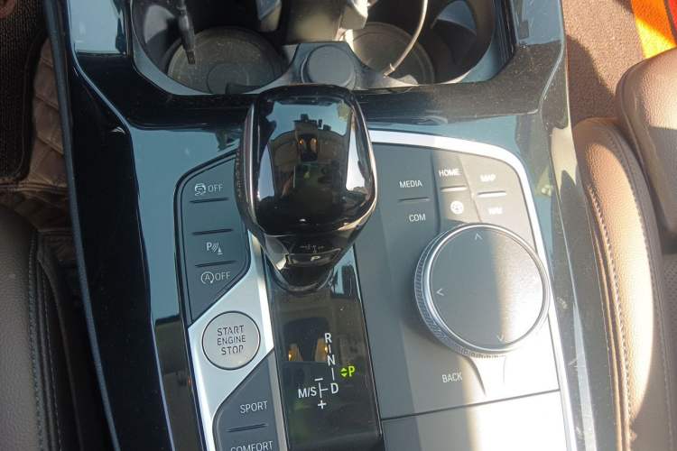 Used BMW X3 2022 Restyled xDrive25i M Sport Package Gear Lever