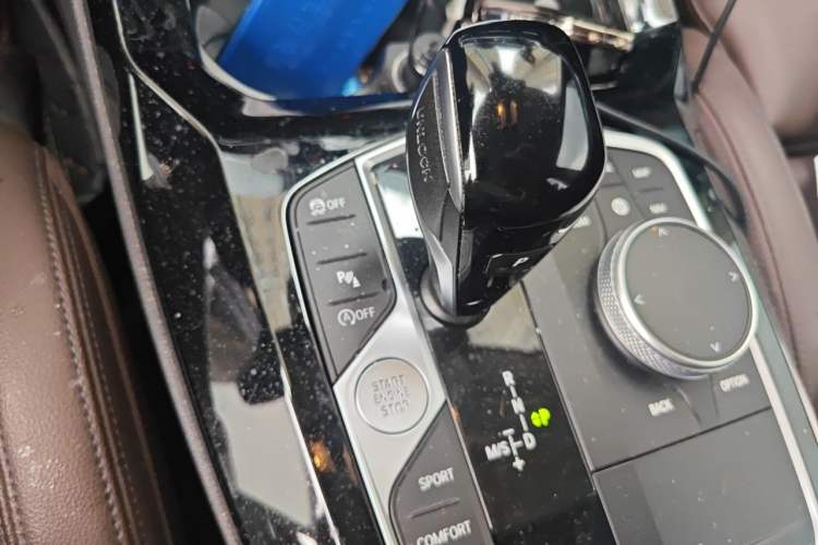 Used BMW X3 2022 Restyled xDrive25i M Sport Package Gear Lever