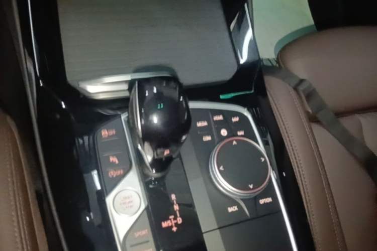 Used BMW X3 2022 Restyled xDrive25i M Sport Package Gear Lever