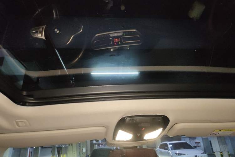 Used BMW X3 2022 Restyled xDrive25i M Sport Package Headliner
