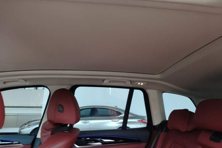 Used BMW X3 2022 xDrive25i M Sport Package Headliner