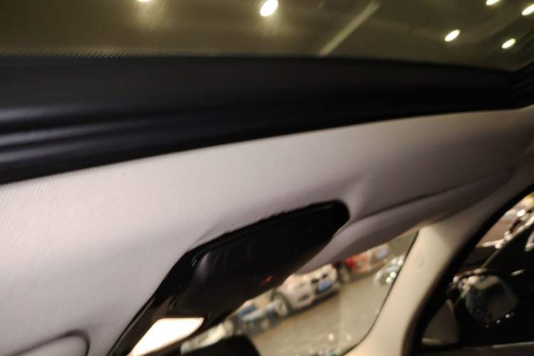 Used BMW X3 2022 xDrive30i Luxury Model M Night Sky Package Headliner