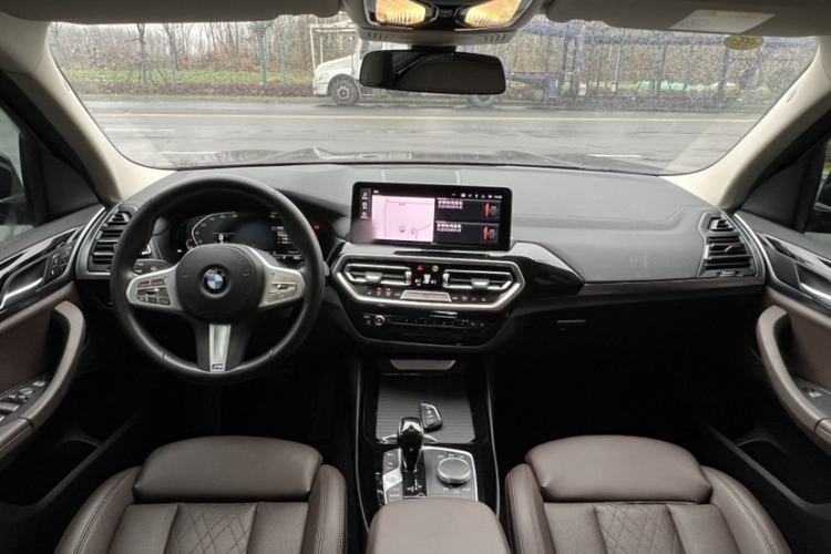 Used BMW X3 2022 Restyled xDrive25i M Sport Package Interior 1