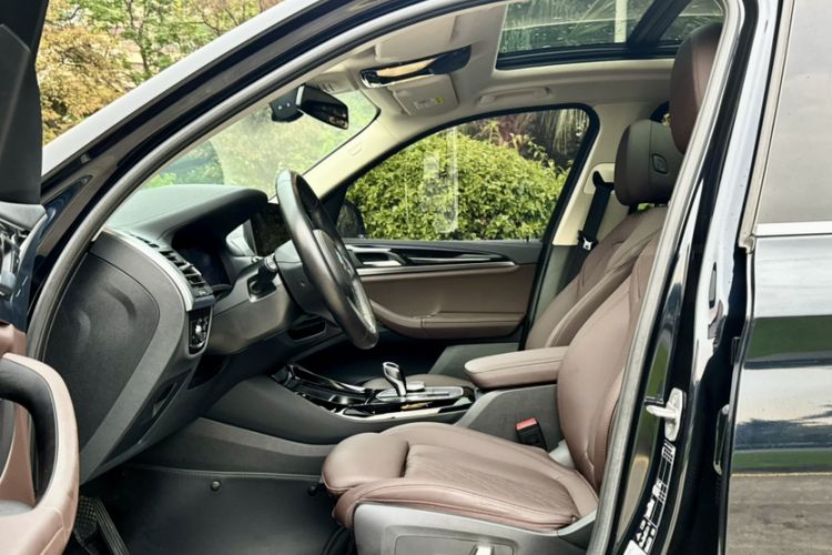 Used BMW X3 2022 Restyled xDrive25i M Sport Package Interior 1