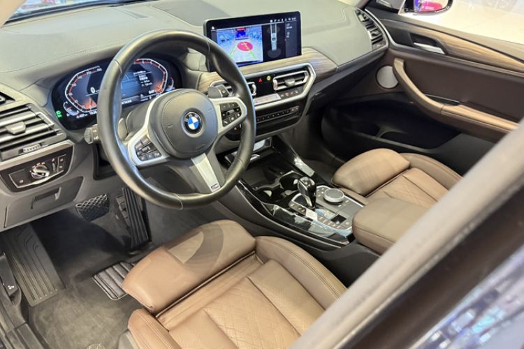 Used BMW X3 2022 xDrive30i Luxury Model M Night Sky Package Interior 1