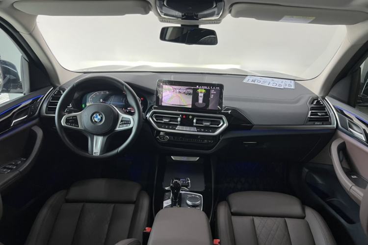 Used BMW X3 2022 xDrive25i M Sport Package Interior 1