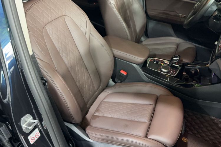 Used BMW X3 2022 xDrive25i M Sport Package Interior 1
