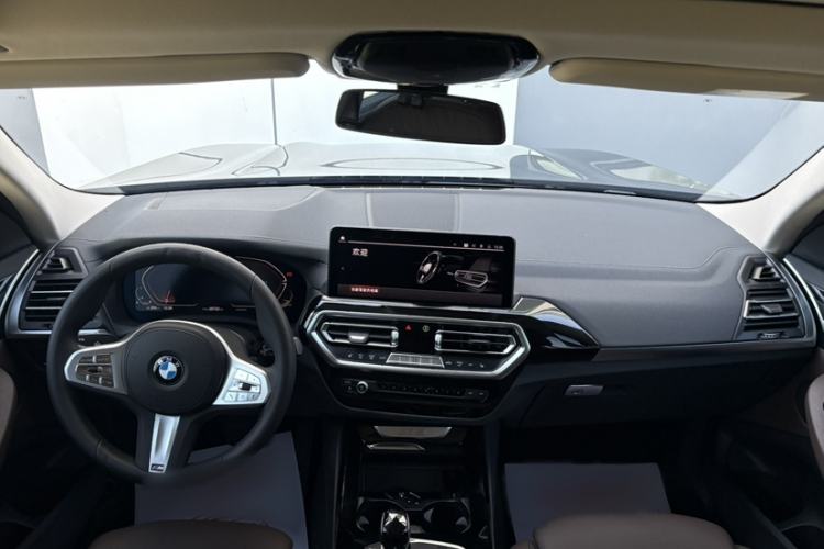Used BMW X3 2022 Restyled xDrive25i M Sport Package Interior 1