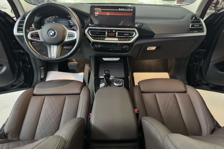 Used BMW X3 2022 xDrive25i M Sport Package Interior 1