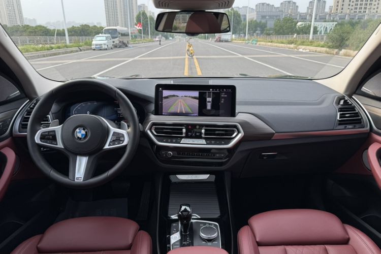 Used BMW X3 2022 xDrive30i Luxury Model M Night Sky Package Interior 10