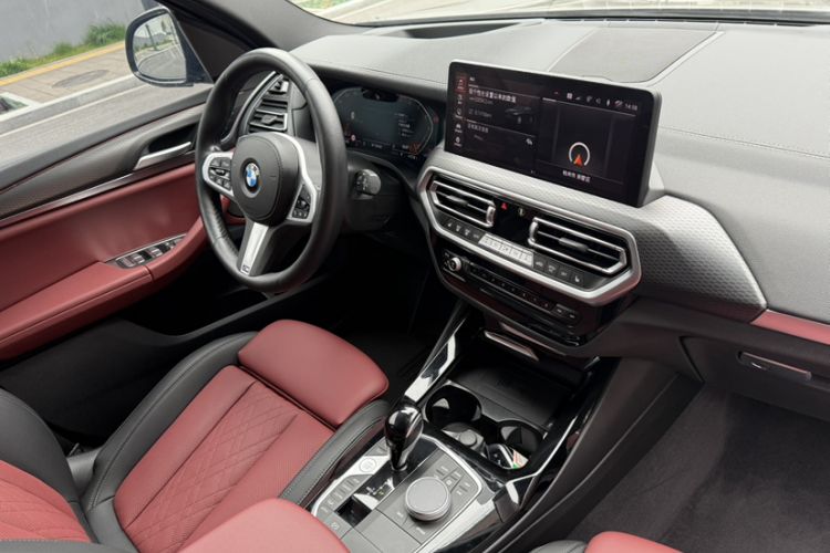 Used BMW X3 2022 Restyled xDrive30i Luxury Edition M Night Sky Package Interior 10