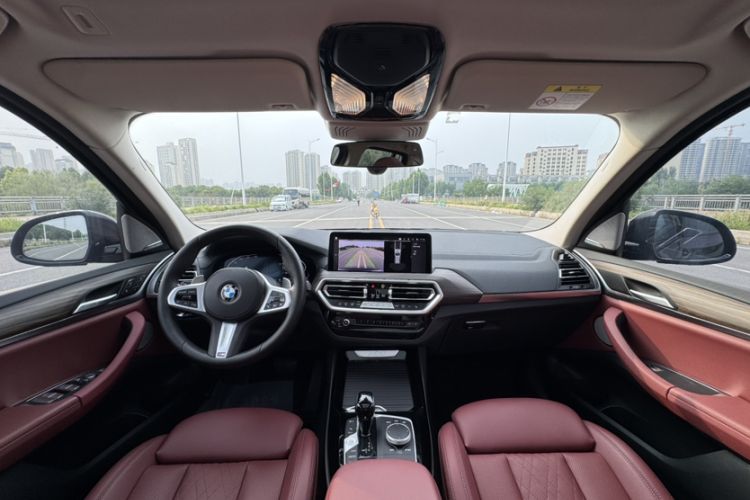 Used BMW X3 2022 xDrive30i Luxury Model M Night Sky Package Interior 12