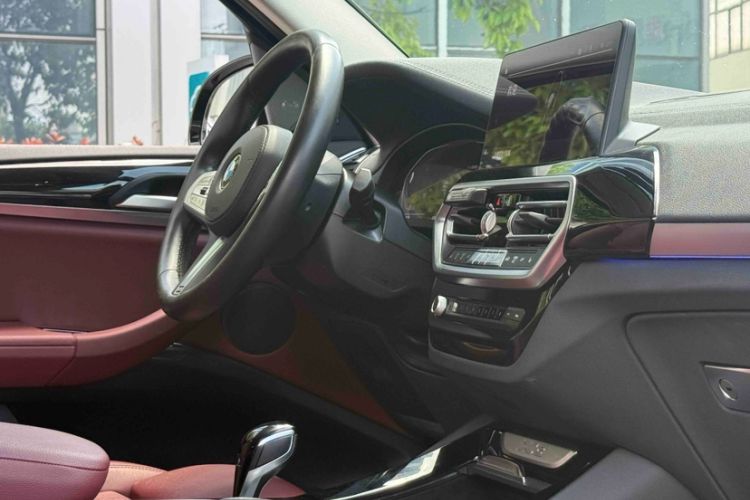 Used BMW X3 2022 Restyled xDrive25i M Sport Package Interior 2
