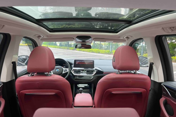 Used BMW X3 2022 xDrive25i M Sport Package Interior 2