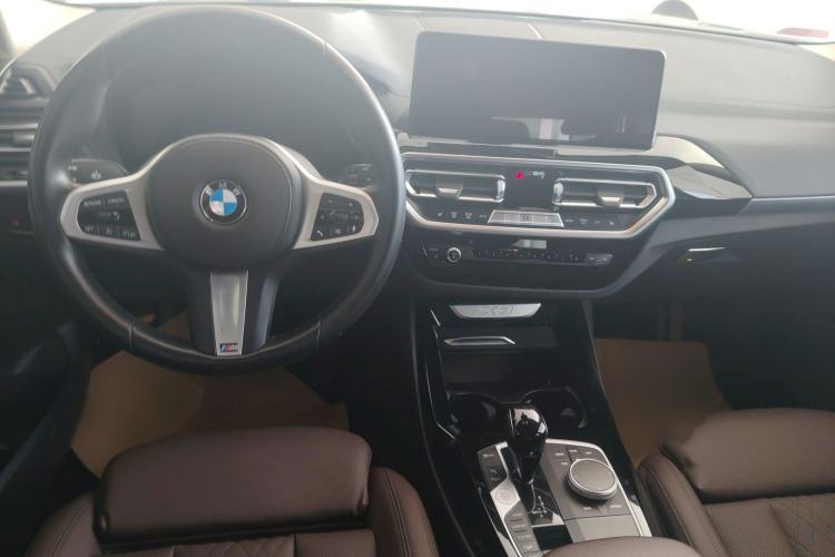 Used BMW X3 2022 xDrive25i M Sport Package Interior 2