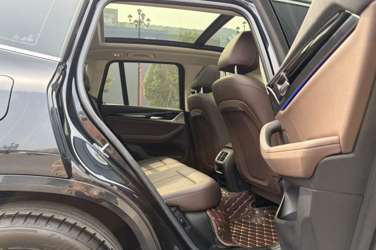 Used BMW X3 2022 Restyled xDrive25i M Sport Package Interior 2