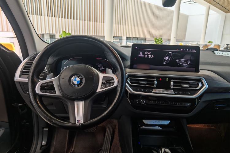 Used BMW X3 2022 xDrive30i Luxury Model M Night Sky Package Interior 2