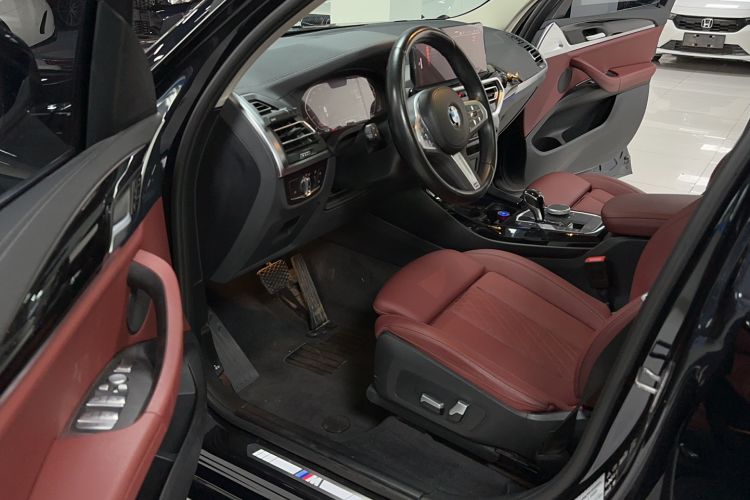 Used BMW X3 2022 Restyled xDrive25i M Sport Package Interior 3