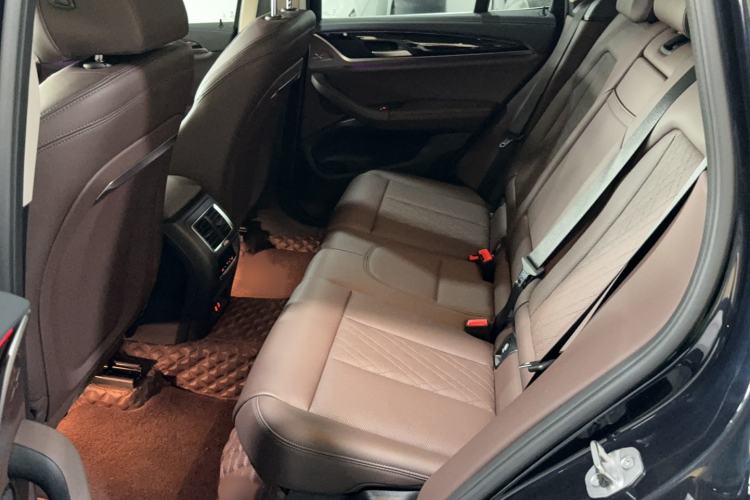 Used BMW X3 2022 xDrive25i M Sport Package Interior 3