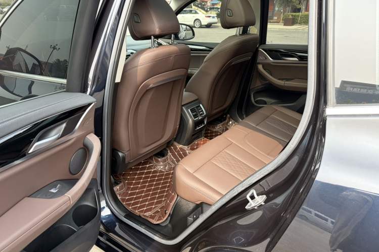 Used BMW X3 2022 Restyled xDrive25i M Sport Package Interior 3