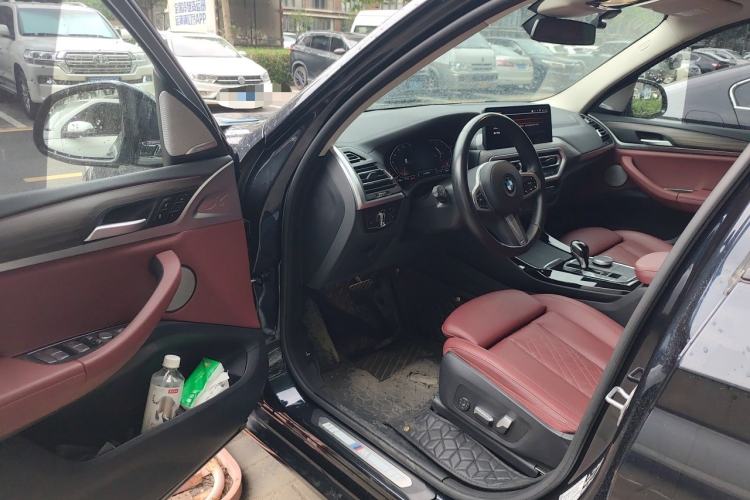 Used BMW X3 2022 xDrive30i Luxury Model M Night Sky Package Interior 3