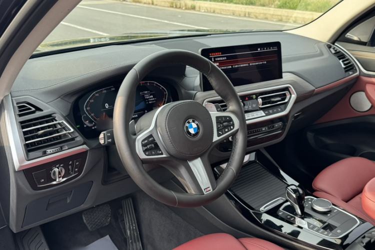 Used BMW X3 2022 xDrive30i Luxury Model M Night Sky Package Interior 4