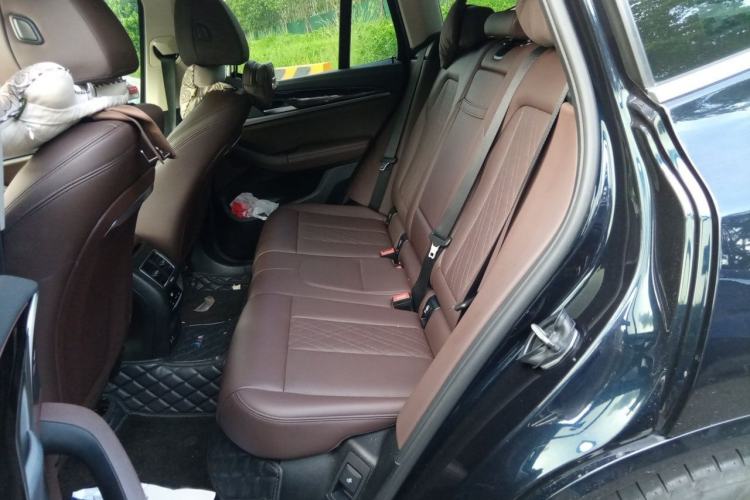 Used BMW X3 2022 xDrive25i M Sport Package Interior 4