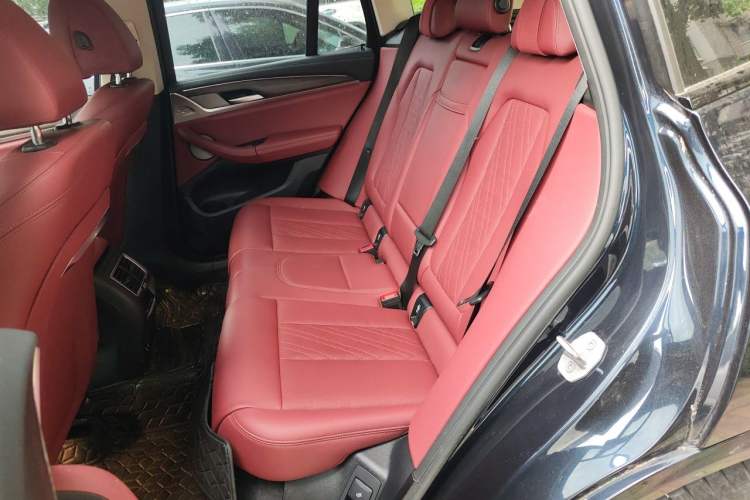 Used BMW X3 2022 xDrive30i Luxury Model M Night Sky Package Interior 4