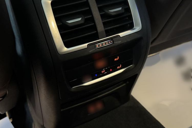 Used BMW X3 2022 xDrive25i M Sport Package Interior 4