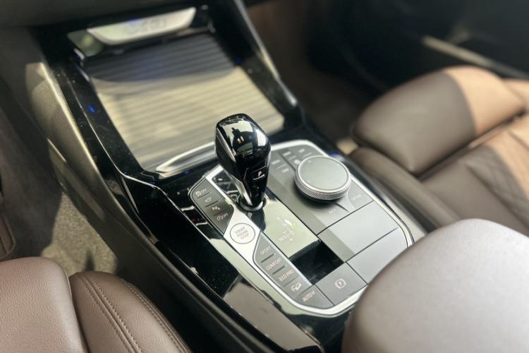 Used BMW X3 2022 xDrive30i Luxury Edition M Night Sky Package Interior 4