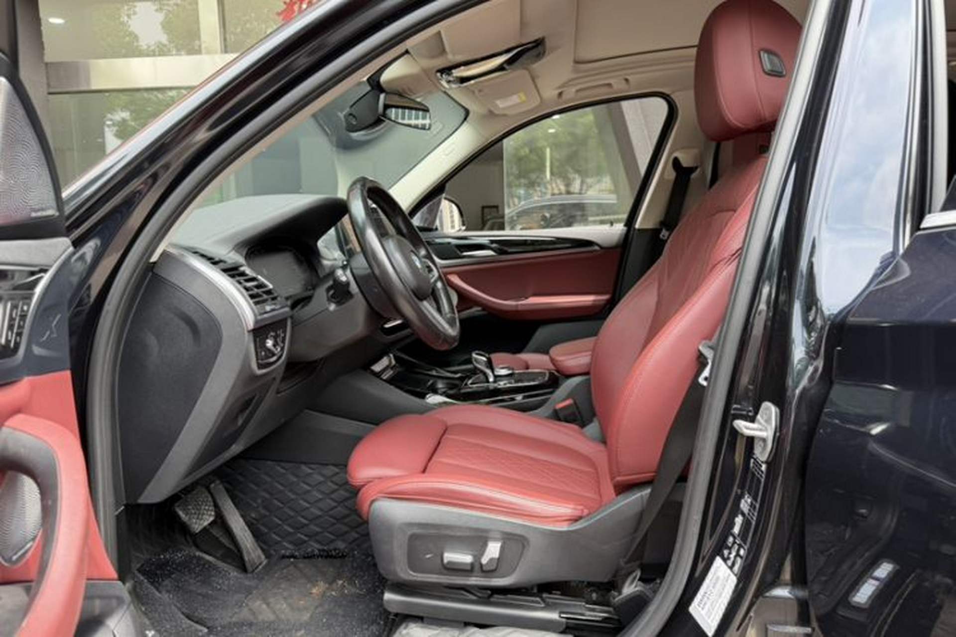 Used BMW X3 2022 xDrive25i M Sport Package Interior 5