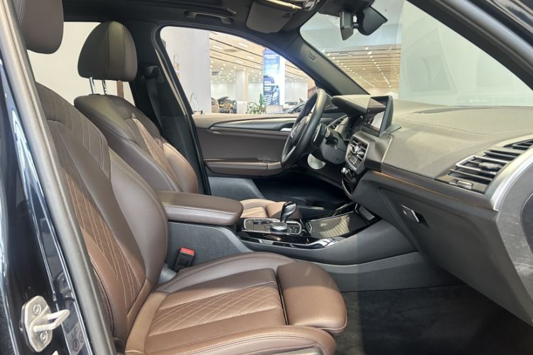 Used BMW X3 2022 xDrive30i Luxury Edition M Night Sky Package Interior 8