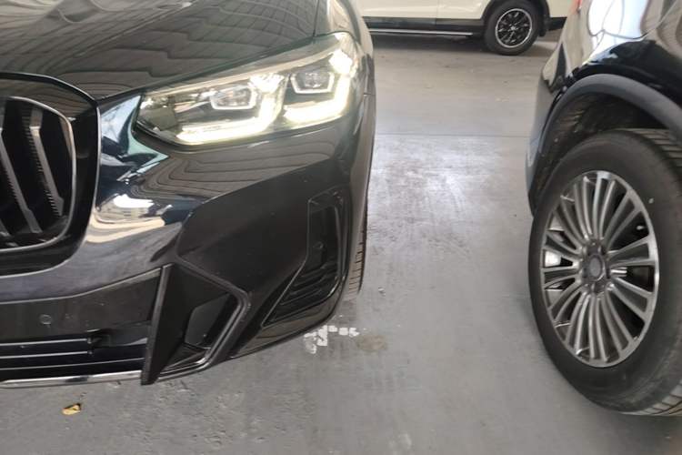 Used BMW X3 2022 Second Facelift xDrive30i Leading Edition M Night Sky Package Left Front Headlight