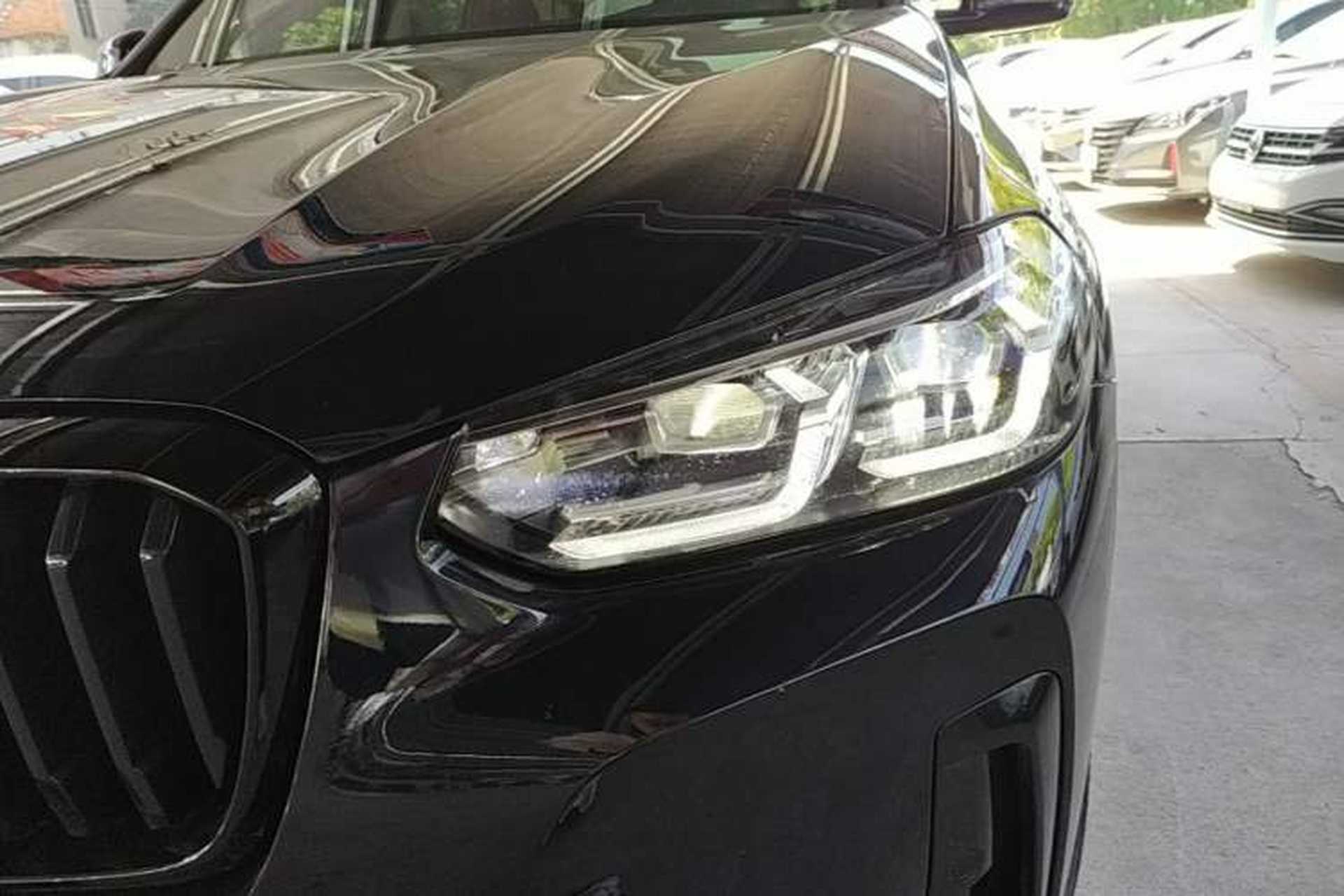 Used BMW X3 2022 Second Facelift xDrive30i Leading Edition M Night Sky Package Left Front Headlight