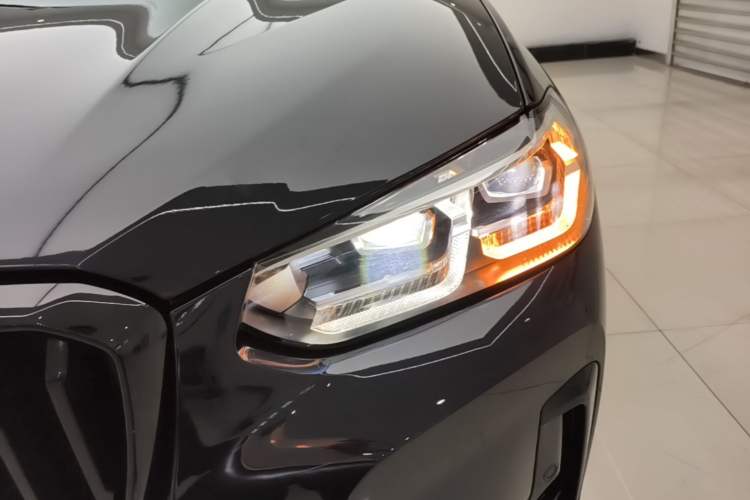 Used BMW X3 2022 xDrive30i Luxury Model M Night Sky Package Left Front Headlight