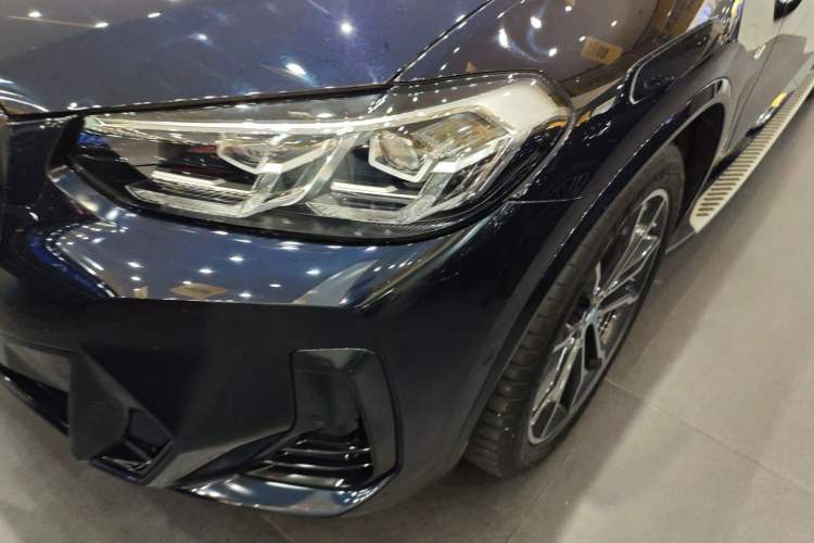 Used BMW X3 2022 Second Facelift xDrive30i Leading Edition M Night Sky Package Left Front Headlight