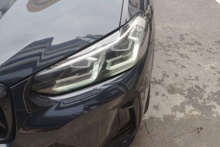 Used BMW X3 2022 Second Facelift xDrive30i Leading Edition M Night Sky Package Left Front Headlight