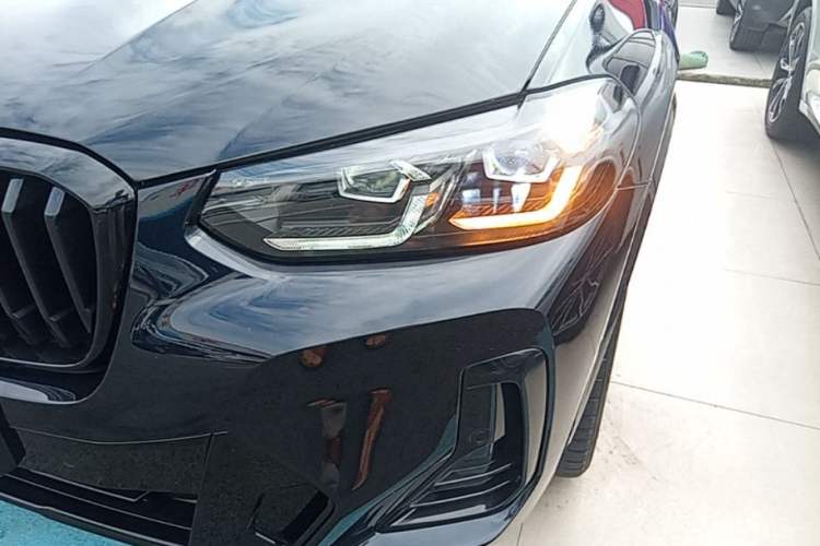 Used BMW X3 2022 Restyled xDrive30i Luxury Edition M Night Sky Package Left Front Headlight