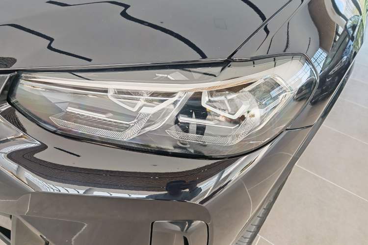 Used BMW X3 2022 xDrive30i Luxury Model M Night Sky Package Left Front Headlight